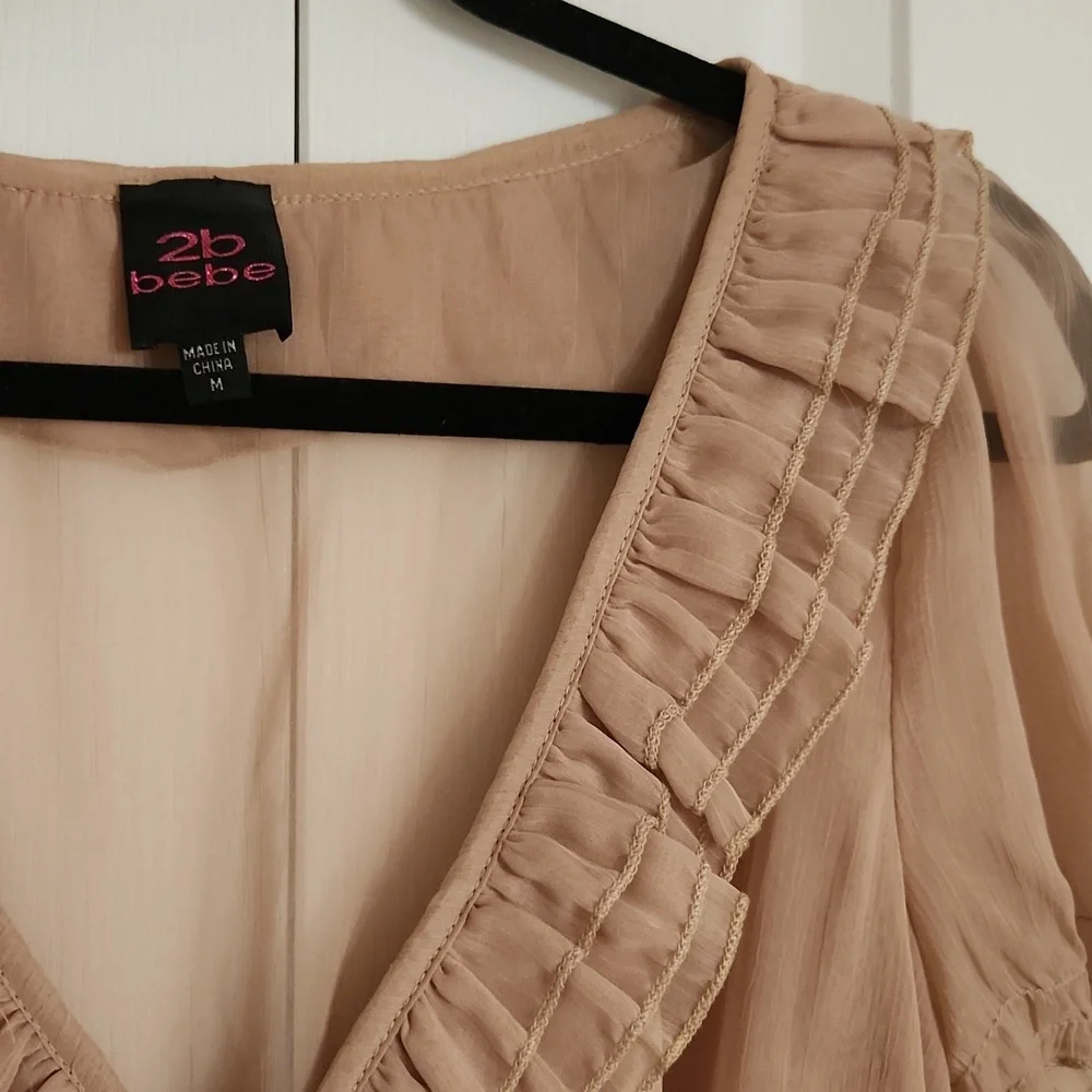 Bebe Blouse - Picture 2 of 3